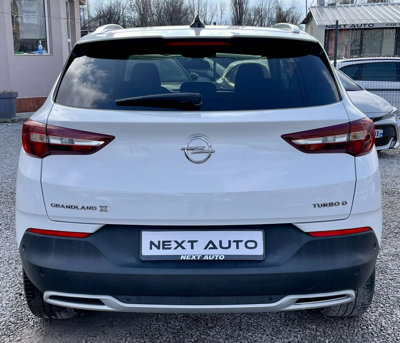 Opel Grandland X 1.6CDTI АВТОМАТ НАВИ КОЖА ЛЕД - изображение 6