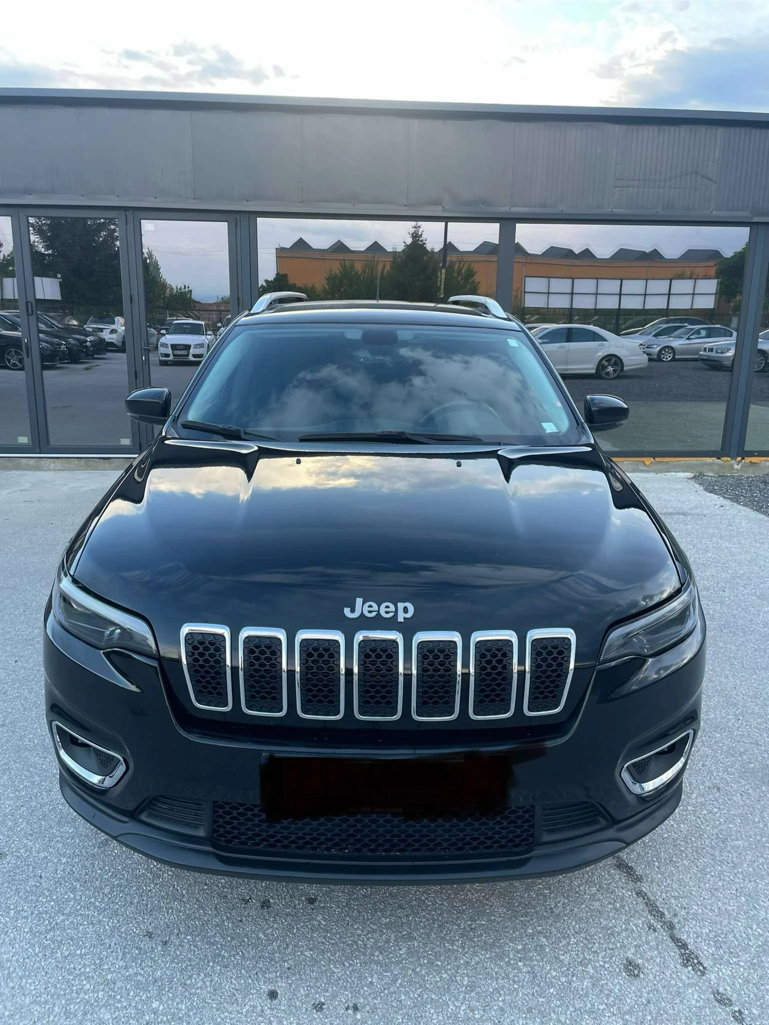 Jeep Cherokee 2.4 i - изображение 8