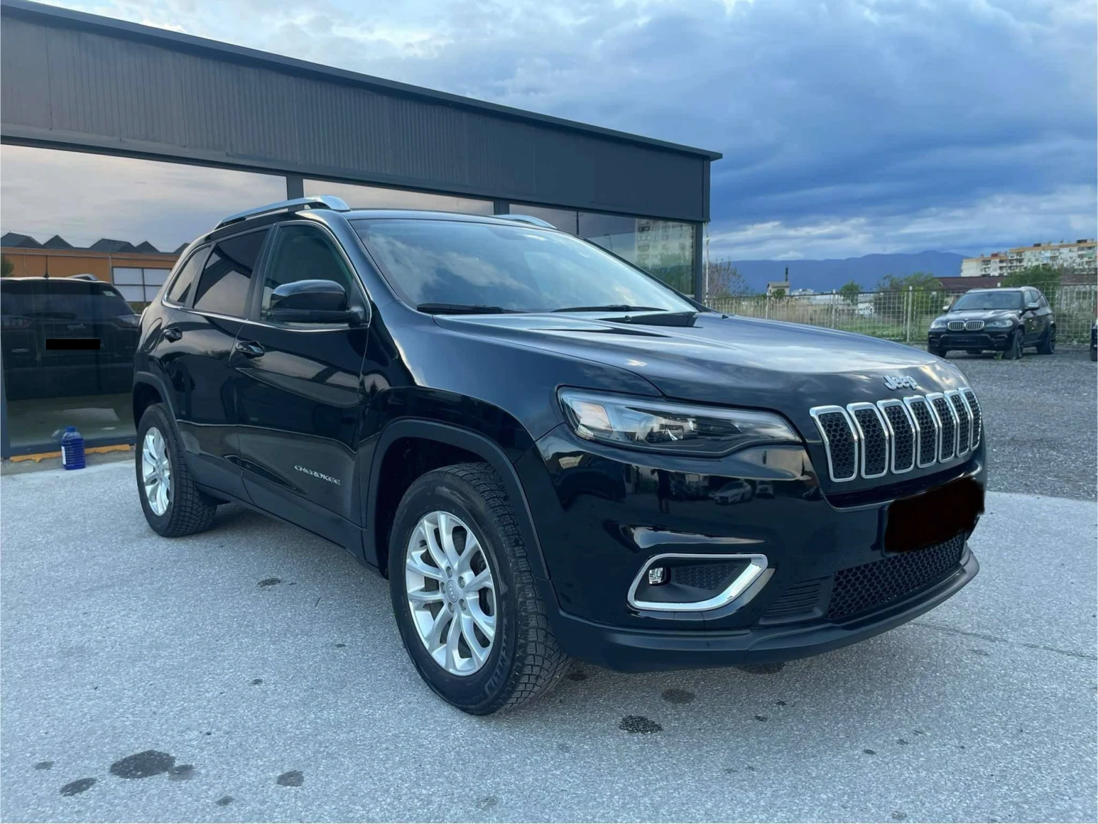 Jeep Cherokee 2.4 i - изображение 6
