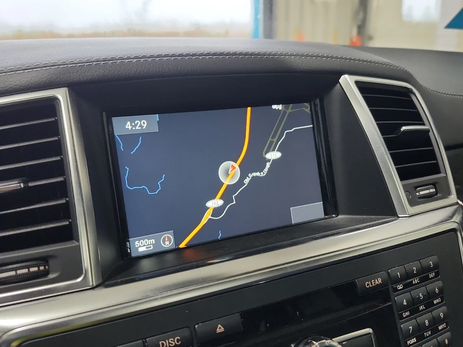 Mercedes-Benz ML 500 Keyless/Harman Kardon/подгрев/обдухване/панорама - изображение 9