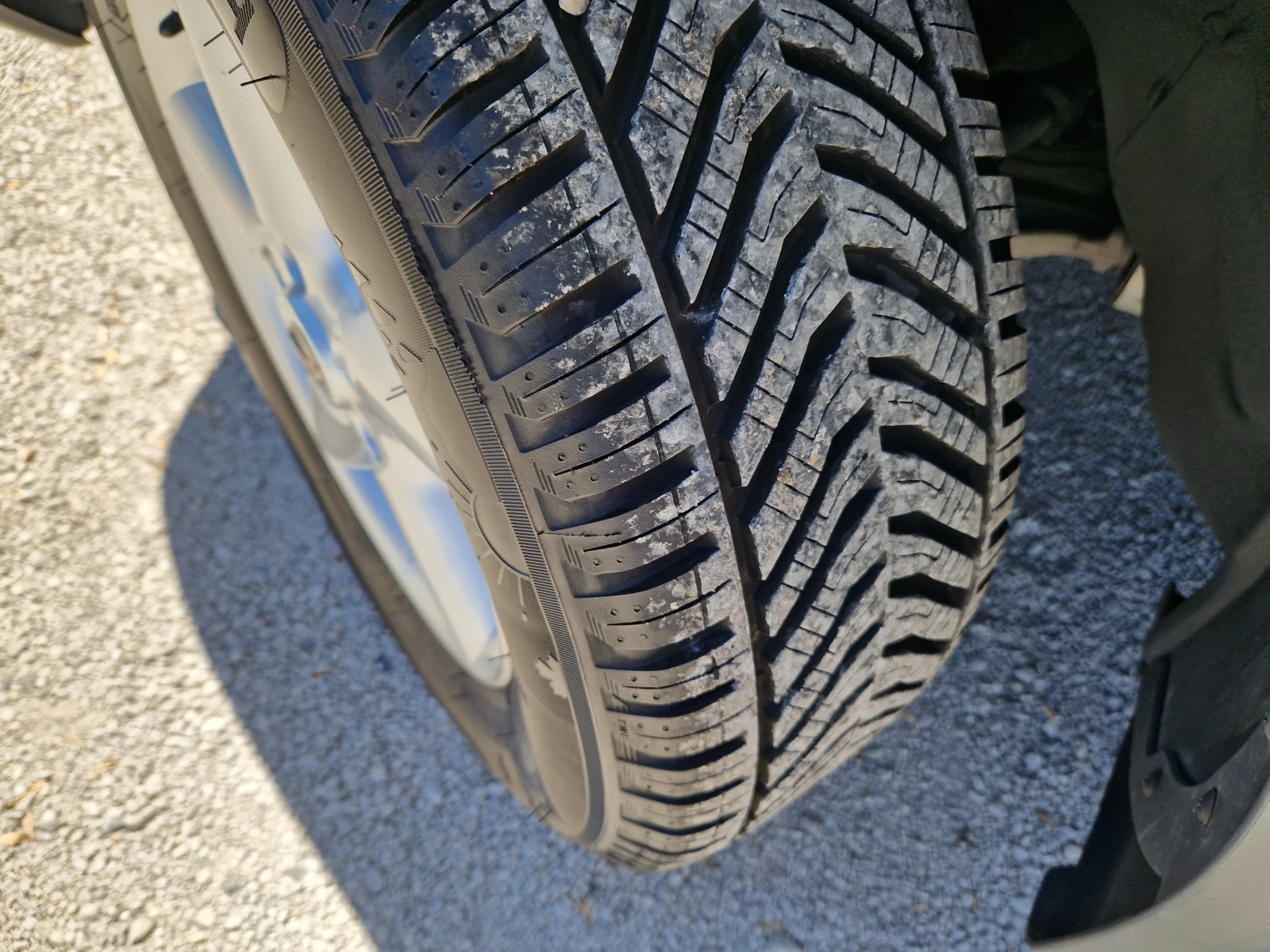 Nissan X-trail 2.2D/4x4/6ск - изображение 9