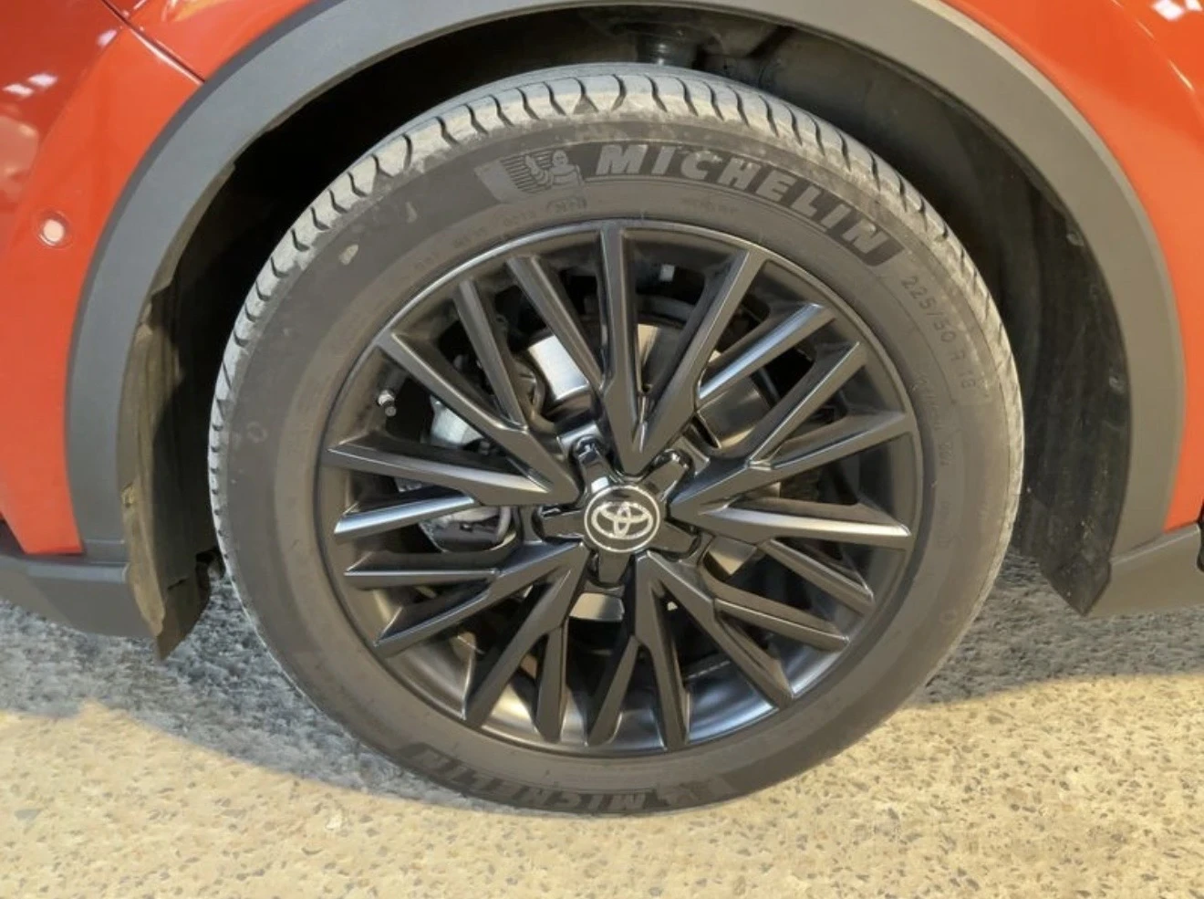 Toyota C-HR 2.0Hybrid-Full- -  | Mobile.bg   14