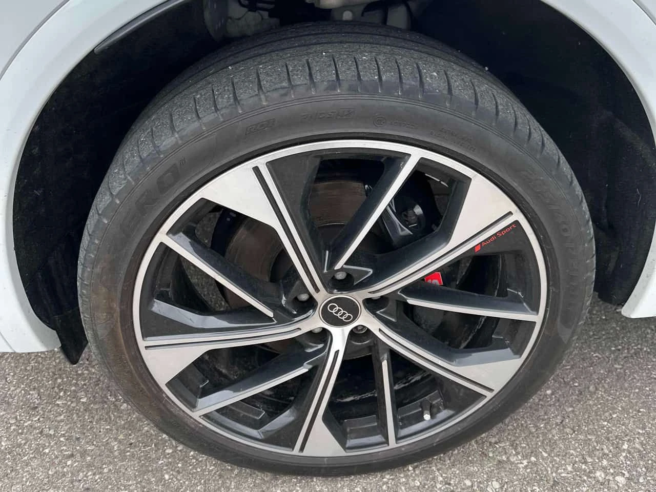 Audi SQ5 * Progressiv * DISTRONIC* PANORAMA* KEYLESS* , снимка 7 - Автомобили и джипове - 54011081