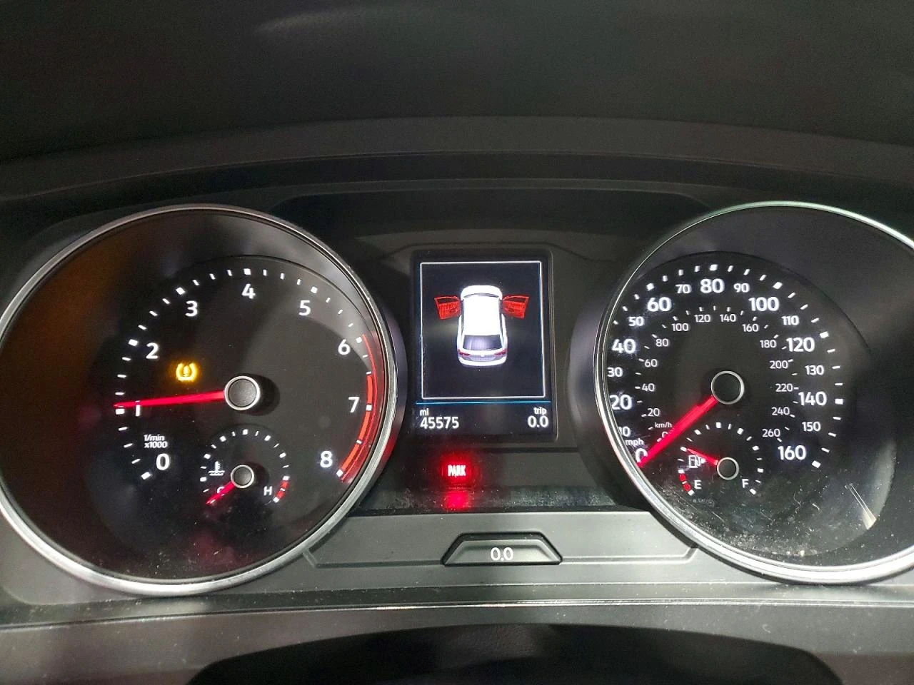 VW Tiguan 2.0l Volkswagen Se, снимка 9 - Автомобили и джипове - 54257378