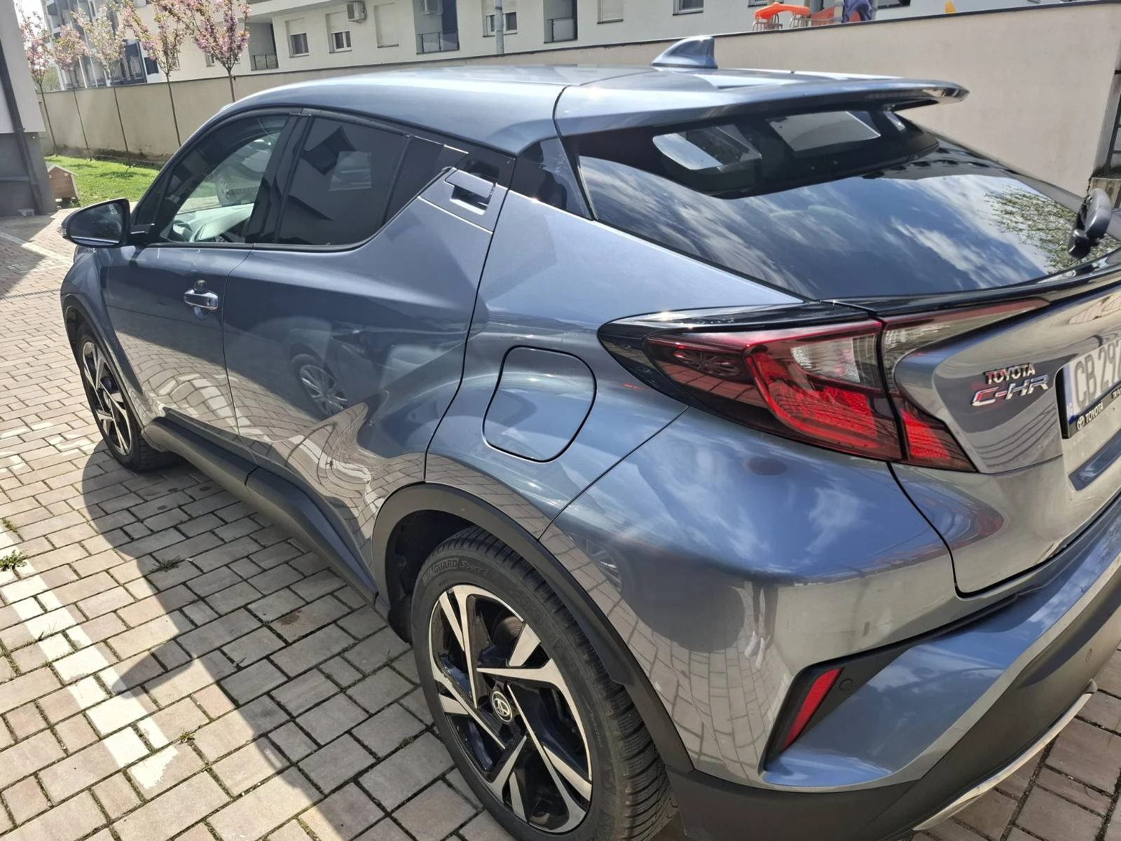 Toyota C-HR, снимка 4 - Автомобили и джипове - 54407113
