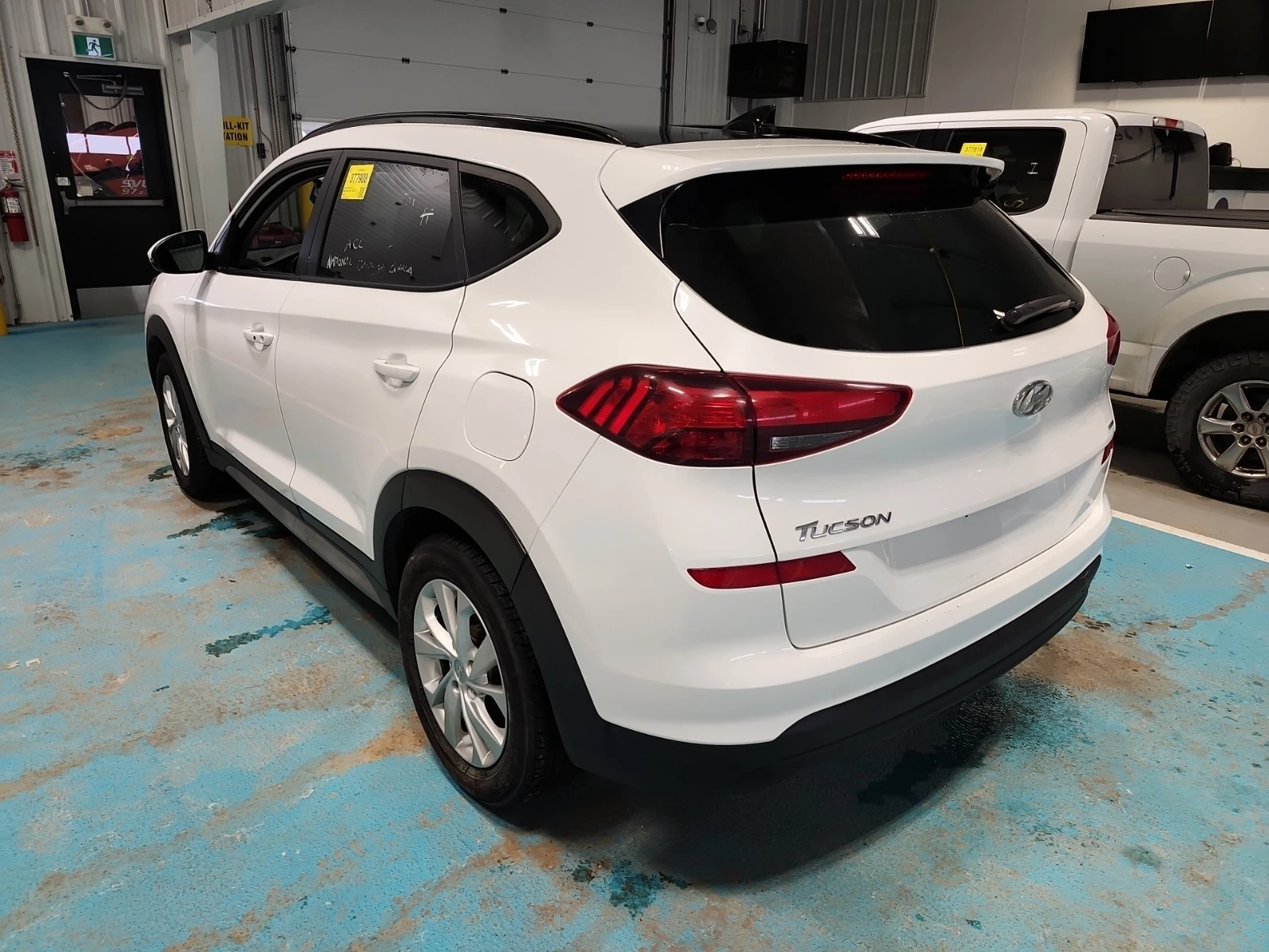 Hyundai Tucson PREFERRED AWD* ПОДГРЕВ* КАМЕРА* ПАНОРАМА* М.ТОЧКА*, снимка 4 - Автомобили и джипове - 54433372