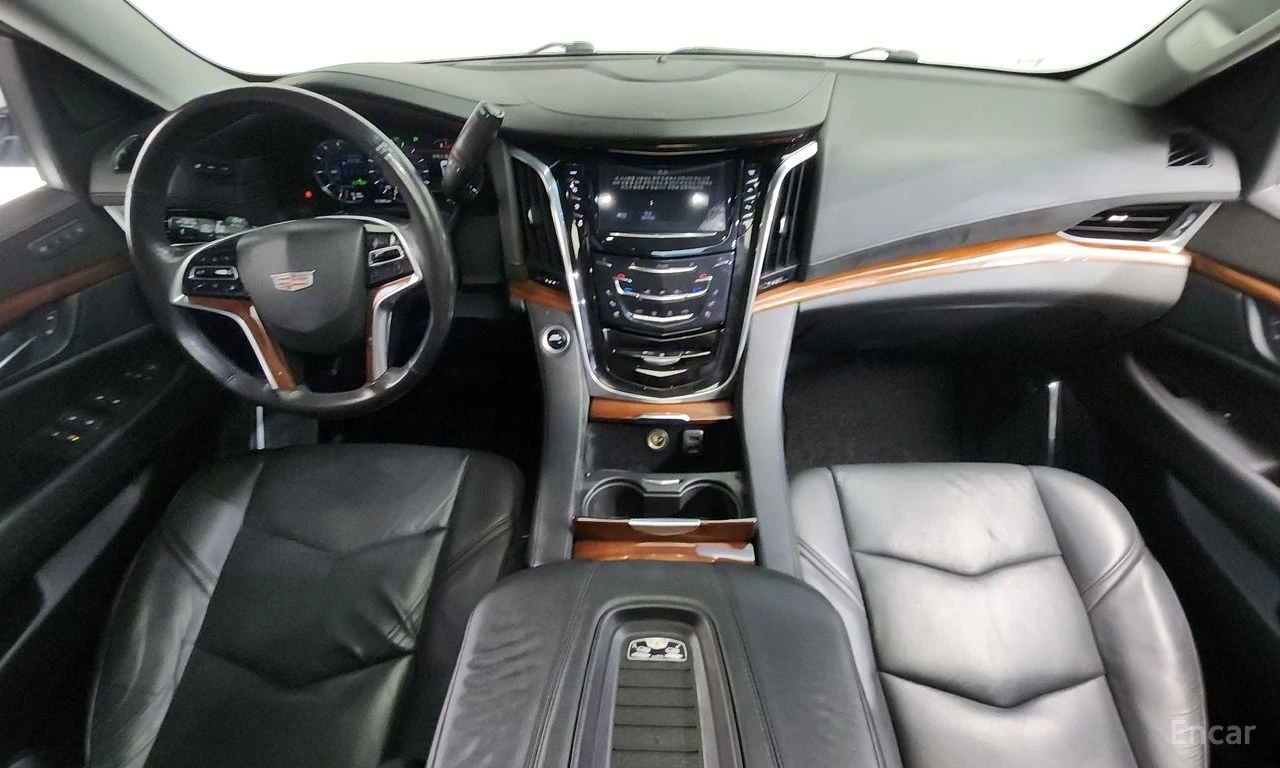 Cadillac Escalade 6.2* V8* ПОДГРЕВ* ОБДУХВАНЕ* МАСАЖ* КЕЙЛЕС* КАМЕРА, снимка 6 - Автомобили и джипове - 54823734