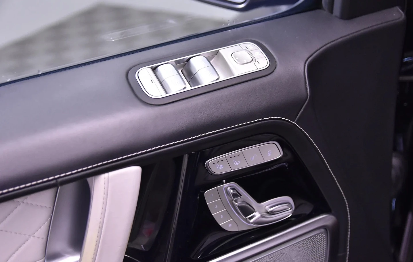Mercedes-Benz G 63 AMG BRABUS Package , снимка 9 - Автомобили и джипове - 55056963