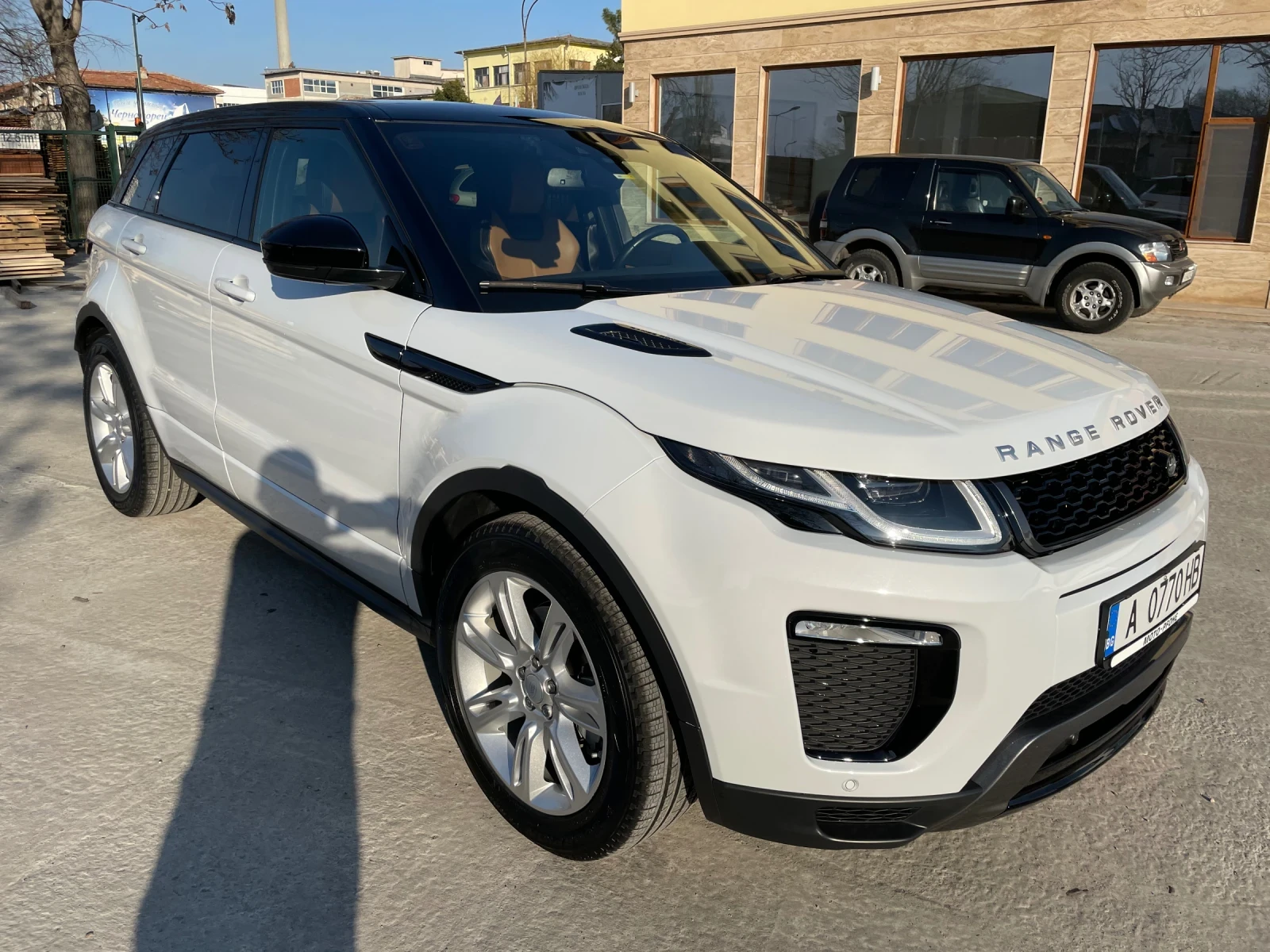 Land Rover Evoque HSE DYNAMIC 180к.с. 48000км FULL, снимка 2 - Автомобили и джипове - 55752407