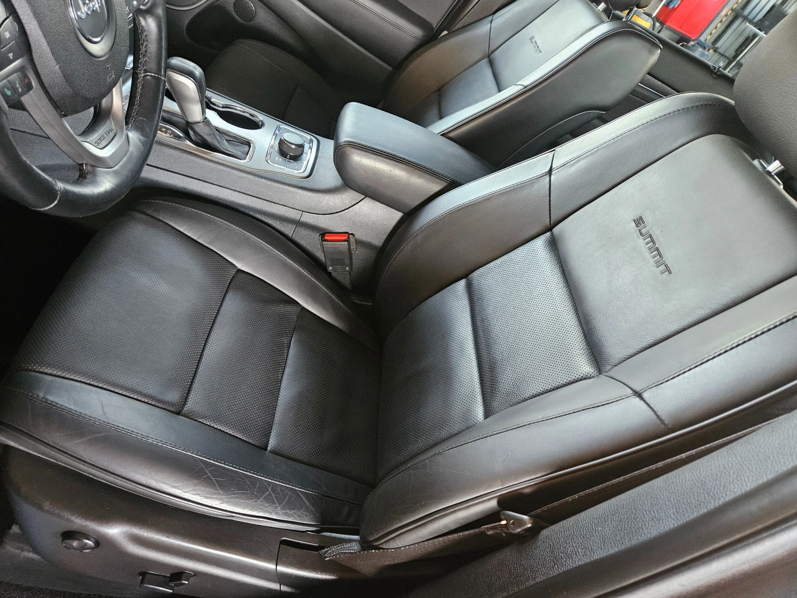 Jeep Grand cherokee 5.7 SUMMIT, снимка 9 - Автомобили и джипове - 55881089
