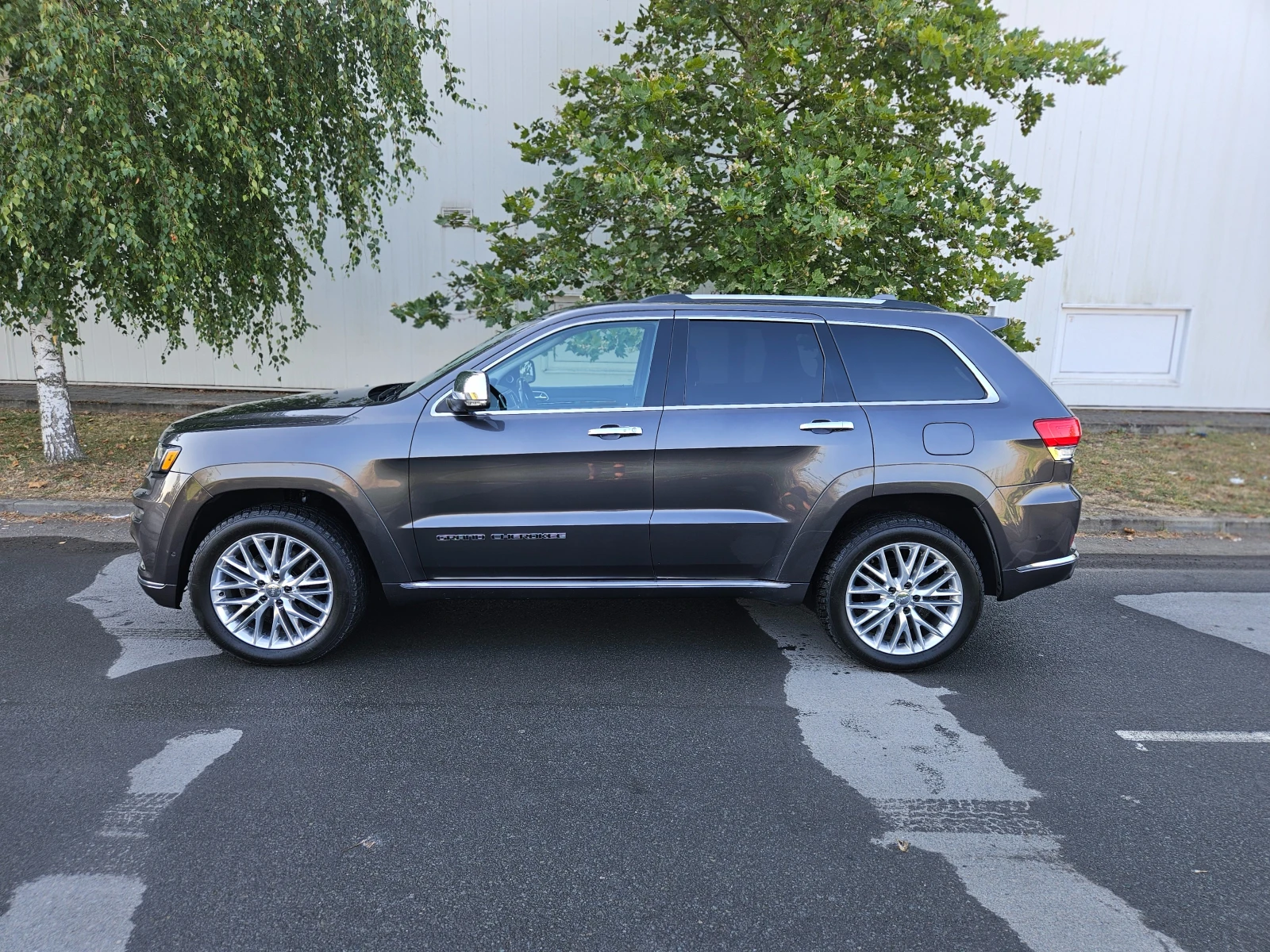 Jeep Grand cherokee 5.7 SUMMIT, снимка 4 - Автомобили и джипове - 55881089