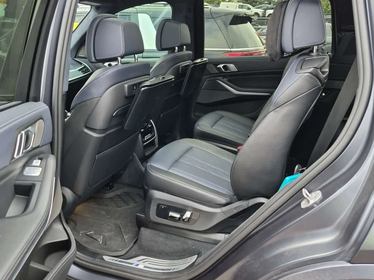BMW X7 Sports Activity Vehicle Xdrive40i  CARFAX | Mobile.bg � ����������� 12
