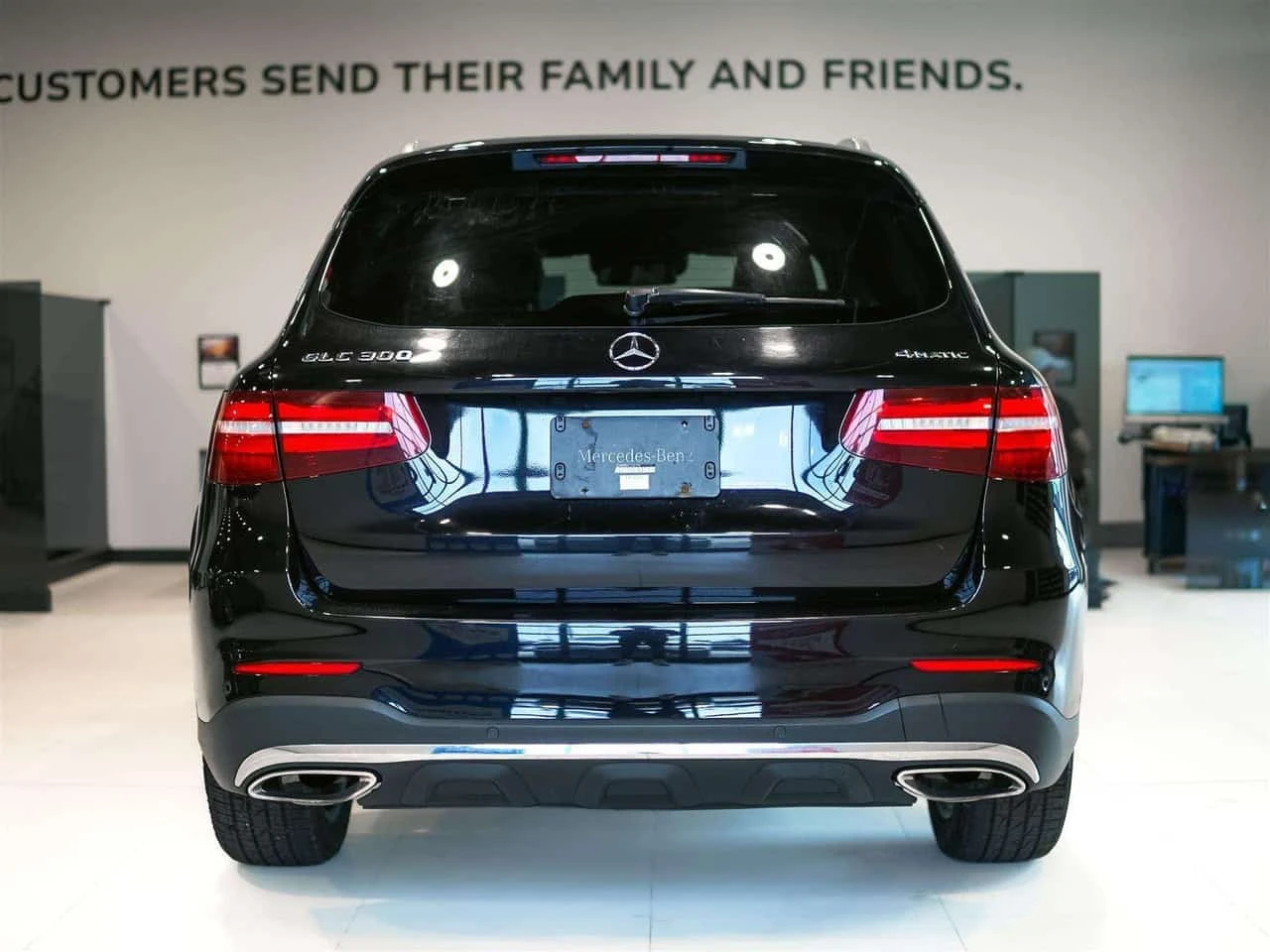 Mercedes-Benz GLC 300 4MATIC | AMG | NAV | PANO | LTHR | NO ACCIDE | Mobile.bg � ����������� 4