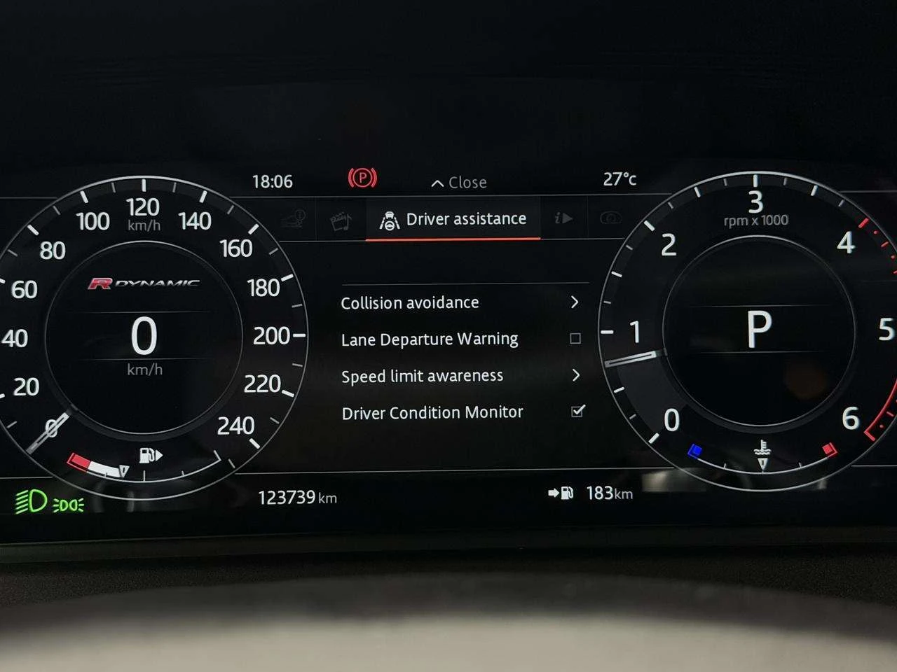 Land Rover Range Rover Velar R-DYNAMIC| P180D| NAV| BACKUP| BSM| LDW| PANO| CAR | Mobile.bg � ����������� 15