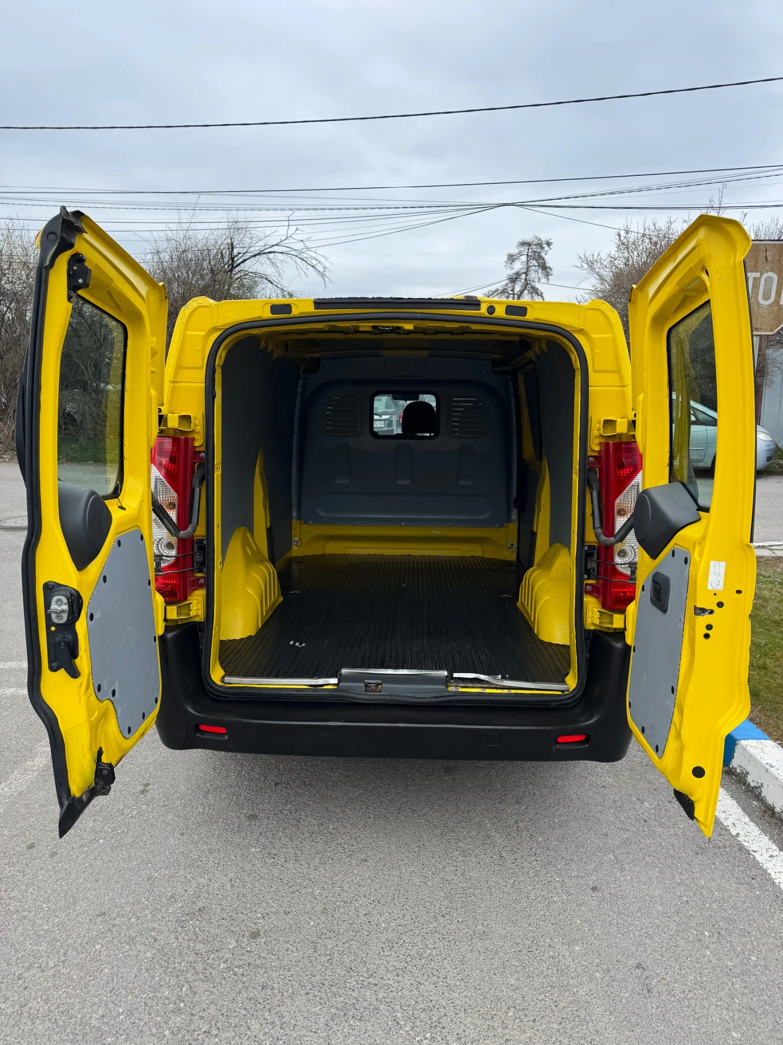 Fiat Scudo, снимка 9 - Бусове и автобуси - 54116315