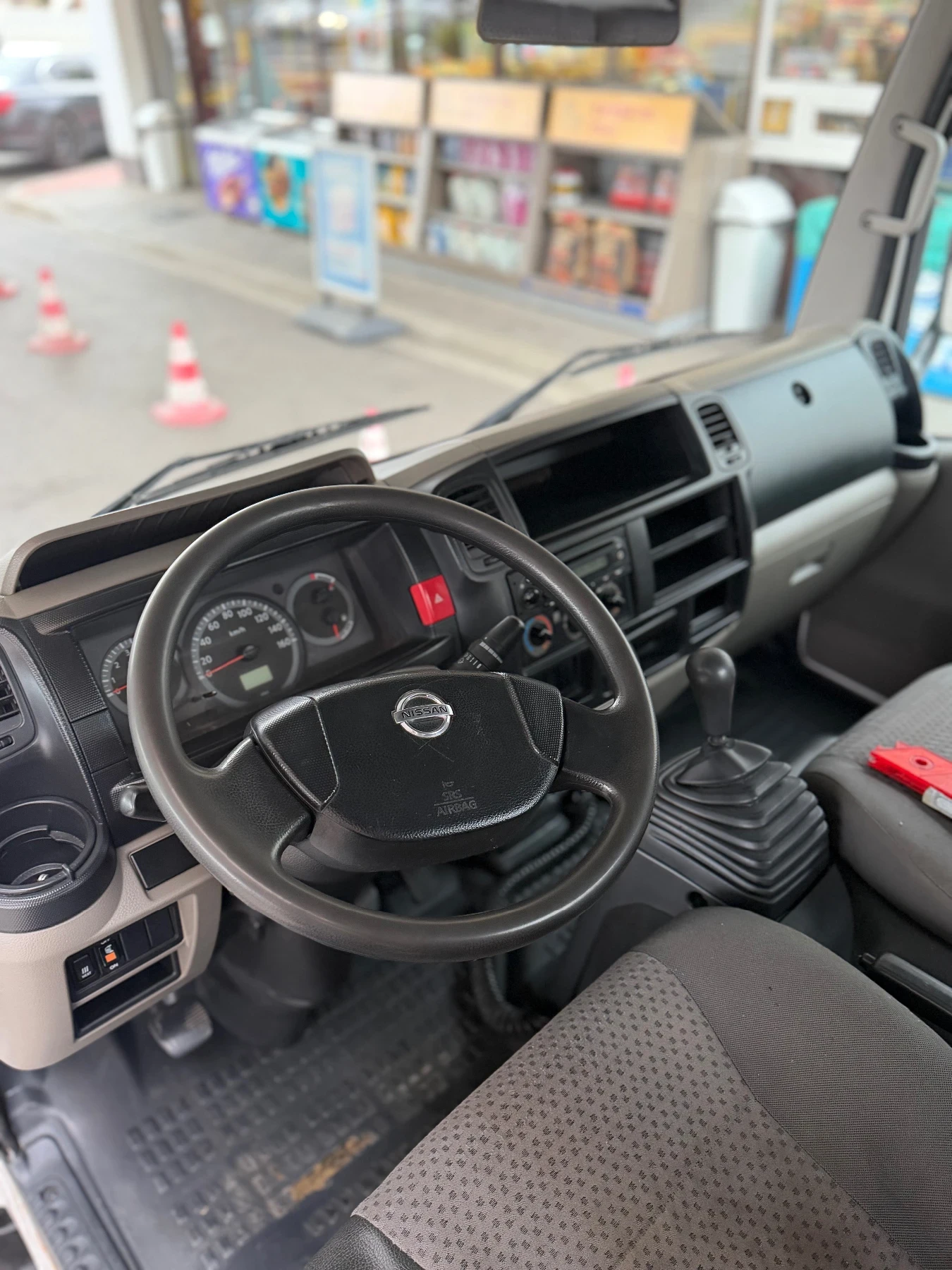 Nissan Capstar �������� 35.13 ���������* 136��� ��! ��������� ��� | Mobile.bg � ����������� 12