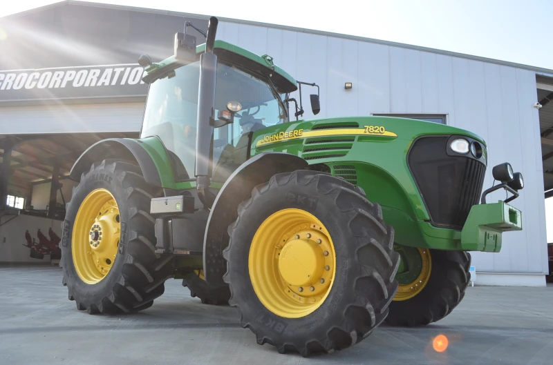 Трактор John Deere 7820, снимка 3 - Селскостопанска техника - 52017965