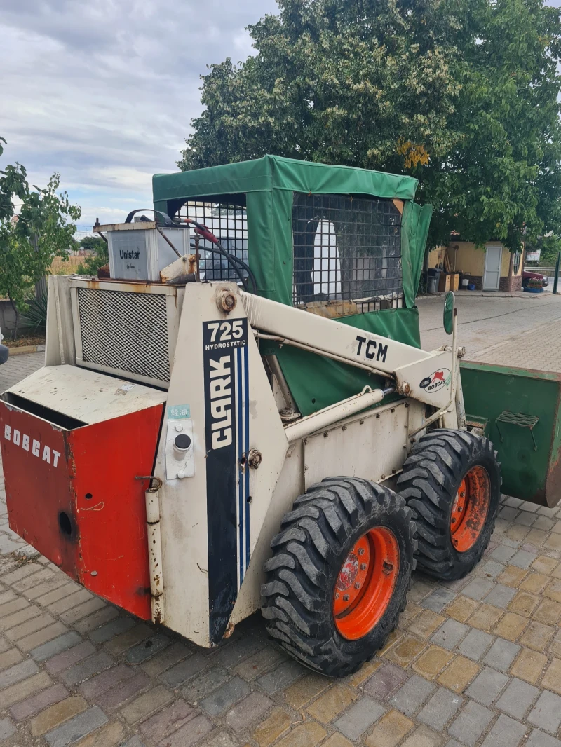 Мини челни товарачи Bobcat TCM Bobcat 725 clark, снимка 4 - Индустриална техника - 47305116