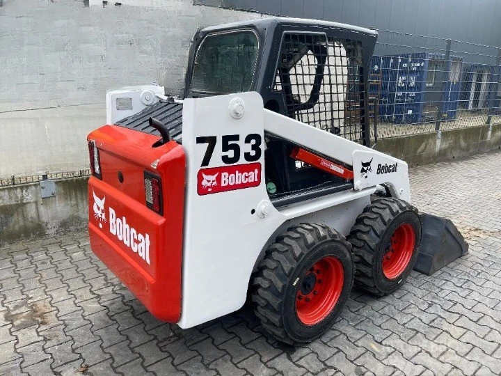 Мини челни товарачи Bobcat 753, снимка 4 - Индустриална техника - 47203777