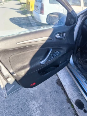 Ford Mondeo 2.2, снимка 8