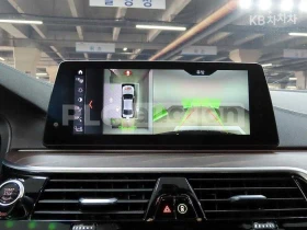 BMW 520 * ДИСТРОНИК * ОБДУХВАНЕ * ХЕД ЪП * АМБИЕНТНО * 360, снимка 15