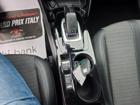 Peugeot 208 1.2i-AUTOMAT-8ск., снимка 17
