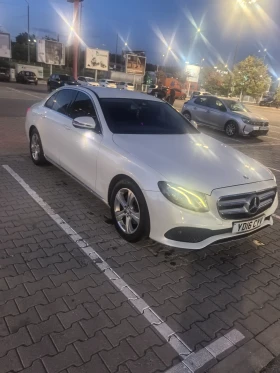 Mercedes-Benz E 220, снимка 7
