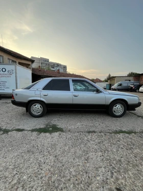     Renault 25