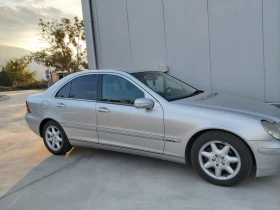 Mercedes-Benz C 220, снимка 4