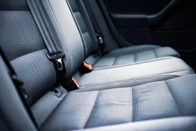 VW Golf 2.0TDI  - 2700 € / 5280.74 лв. - 73376717 9