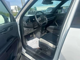 Kia EV9  Land w/GT Line Package AWD * CARFAX  | Mobile.bg � ����� ������ 5