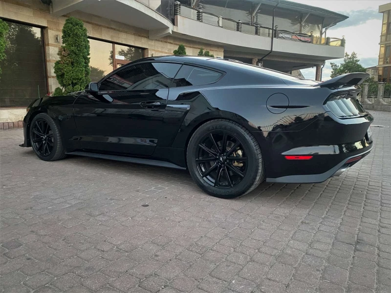 Ford Mustang 5.0 GT Premium+ , снимка 10 - Автомобили и джипове - 47179158