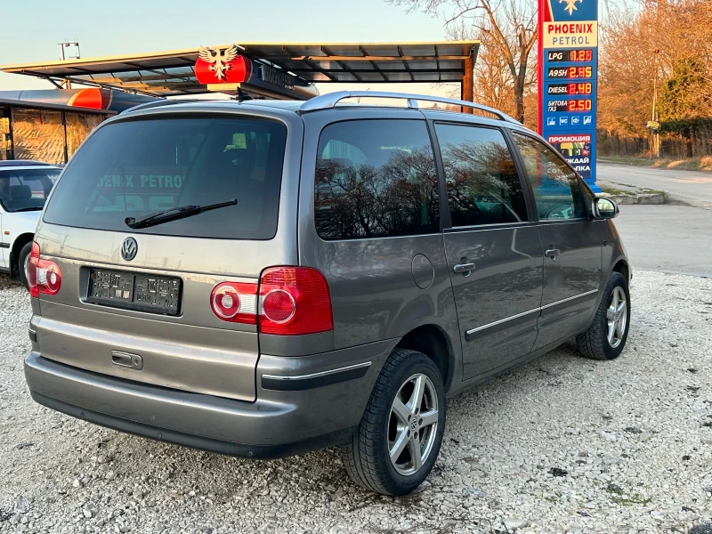 VW Sharan 2.0TDI, снимка 2 - Автомобили и джипове - 48356515