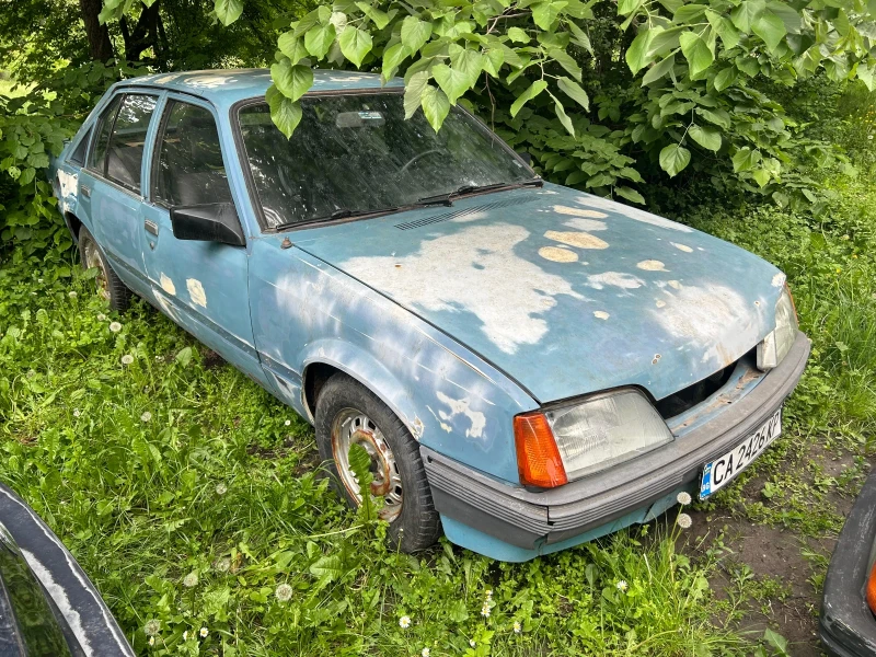 Opel Rekord, снимка 1 - Автомобили и джипове - 49338031