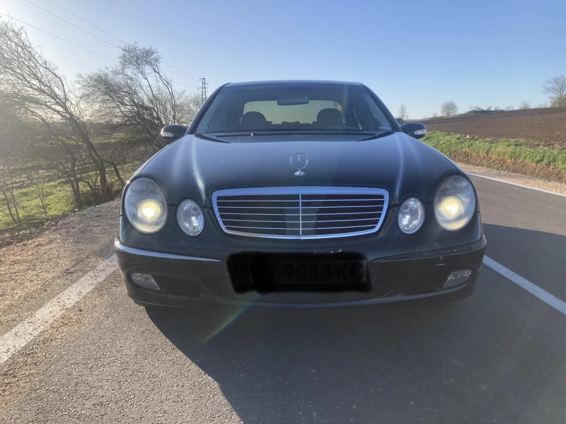 Mercedes-Benz E 500 E 500 4 MATIC distronic , снимка 1 - Автомобили и джипове - 49590409