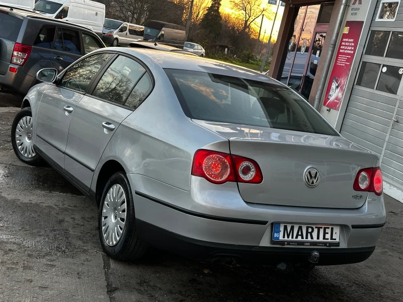 VW Passat 1.9TDi/ КЛИМАТРОНИК, снимка 6 - Автомобили и джипове - 52474450