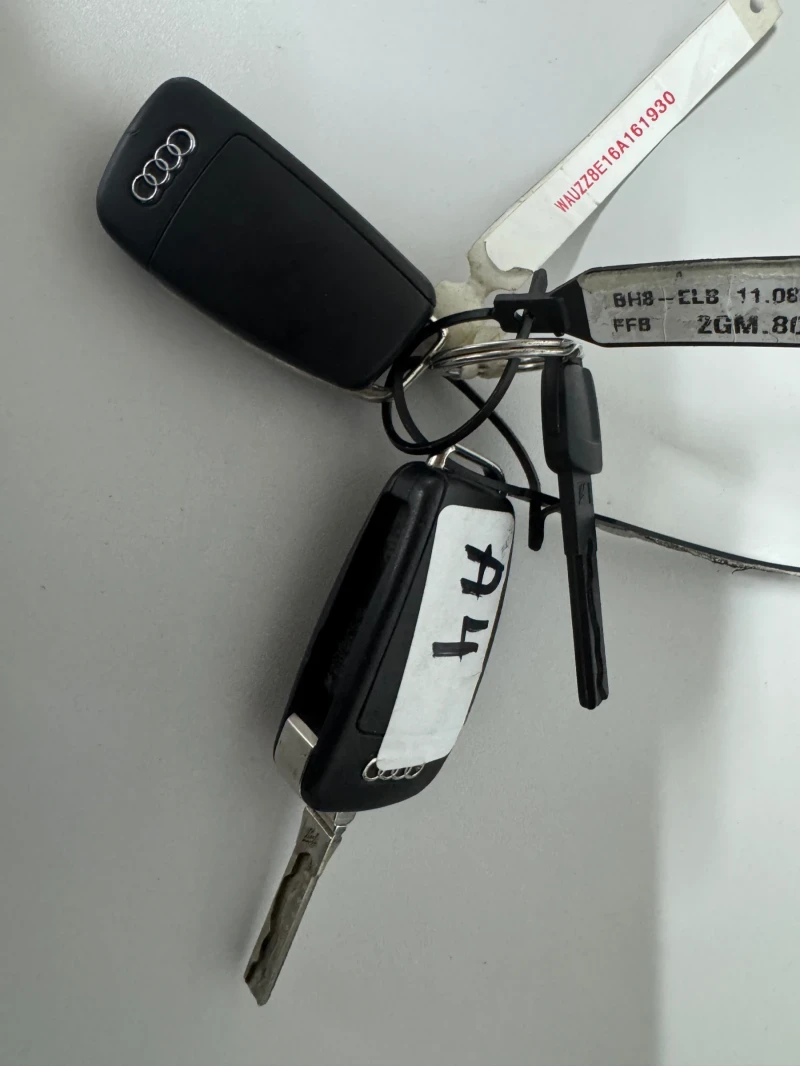 Audi A4 2.0TDI ЛИЗИНГ БЕЗ ДОКАЗВАНЕ НА ДОХОДИ, снимка 14 - Автомобили и джипове - 52481314