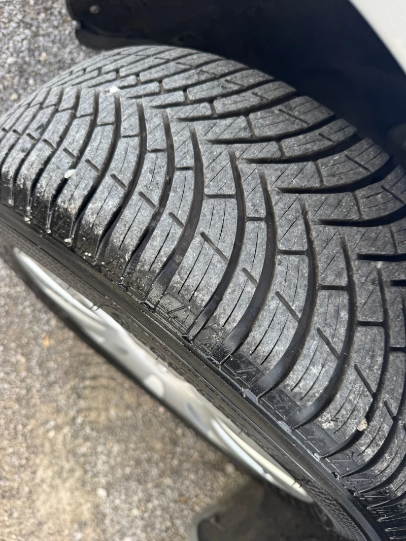 Audi A4 2.0TDI ЛИЗИНГ БЕЗ ДОКАЗВАНЕ НА ДОХОДИ, снимка 7 - Автомобили и джипове - 52481314