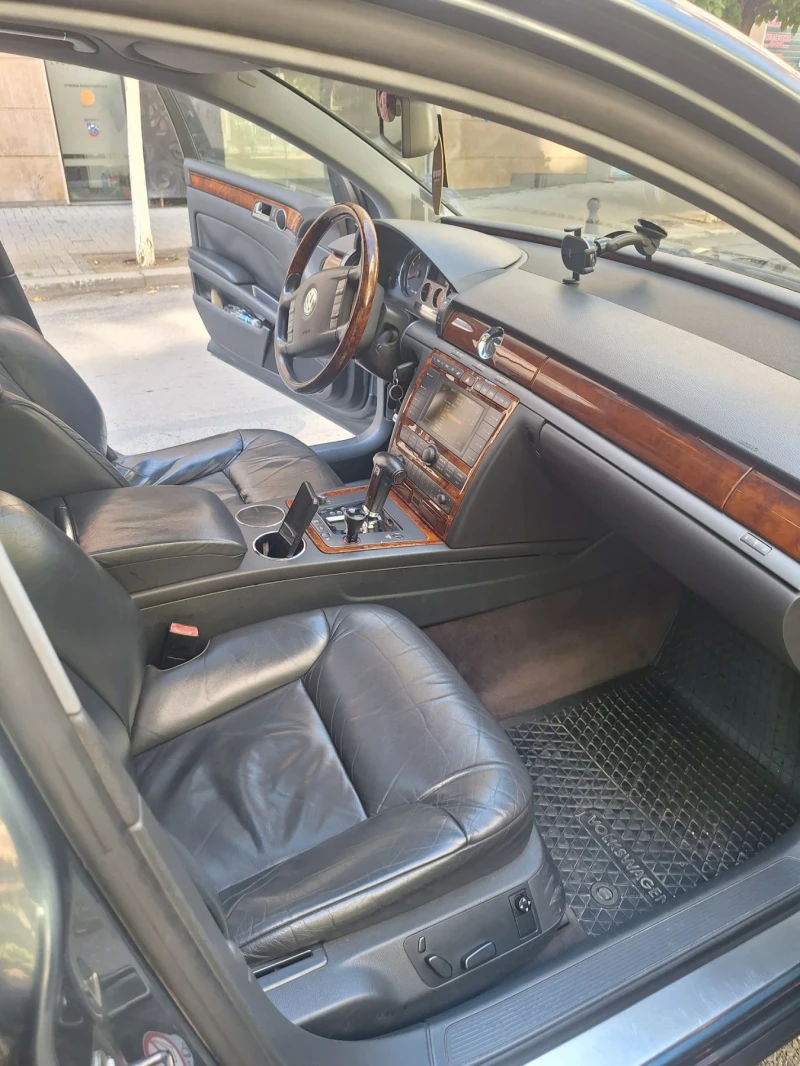 VW Phaeton 3.2V6, снимка 8 - Автомобили и джипове - 53018869