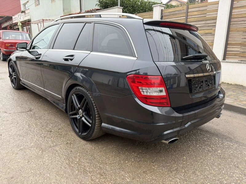 Mercedes-Benz C 300 Всички Ектри-AMG, снимка 7 - Автомобили и джипове - 53201741