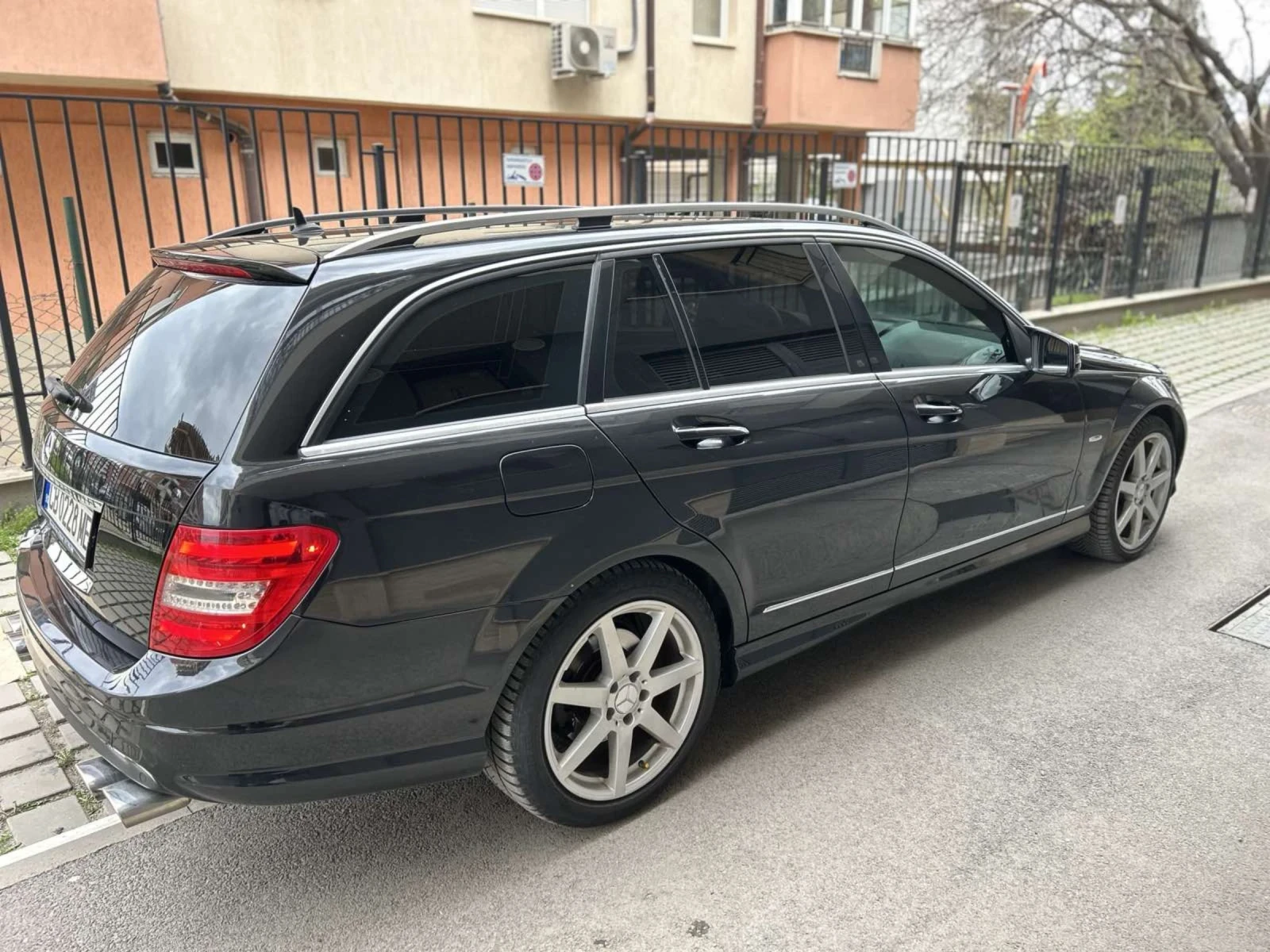 Mercedes-Benz C 320 AMG OPTIC - изображение 7