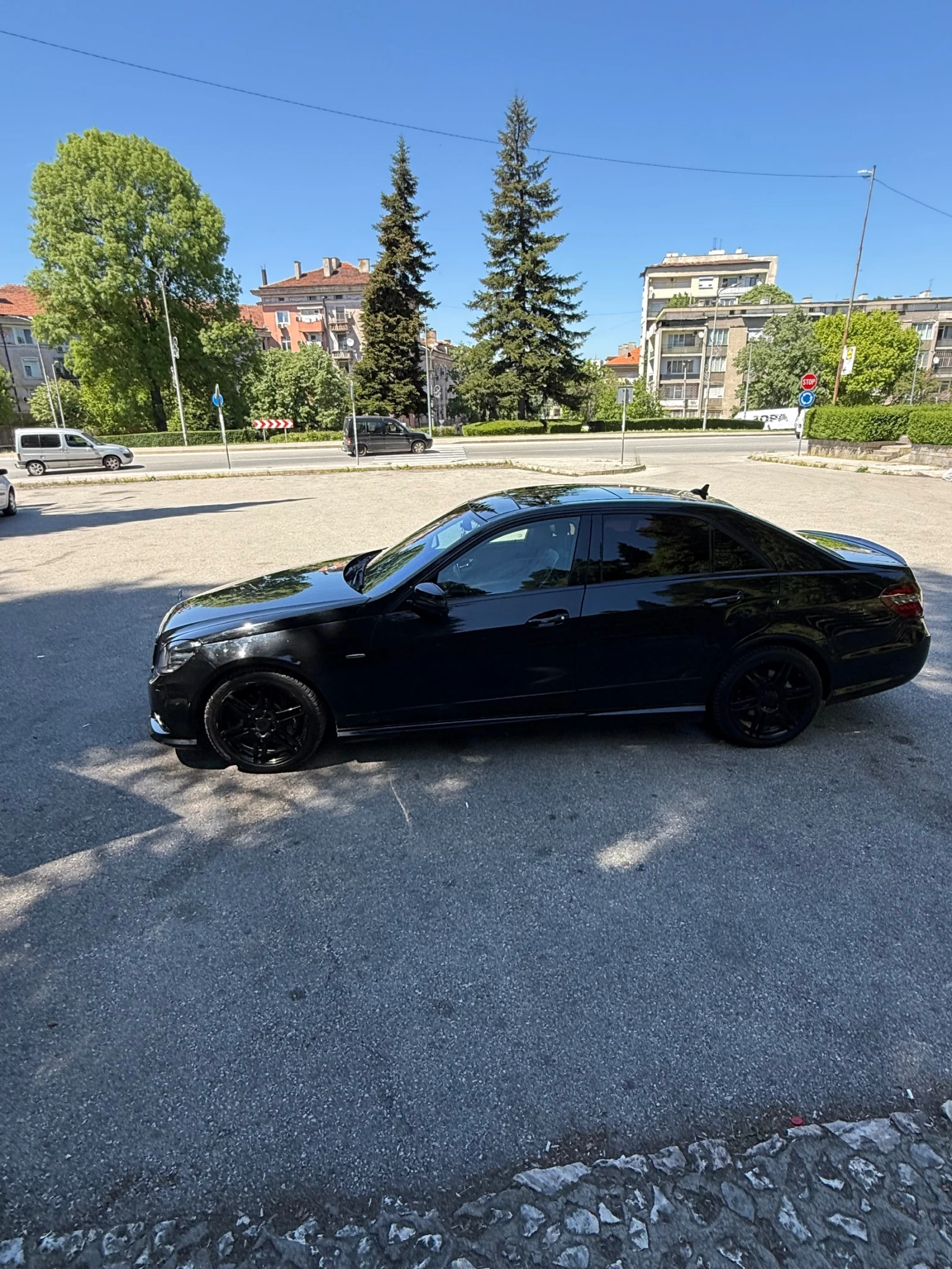 Mercedes-Benz E 350 Avantgarde - изображение 2