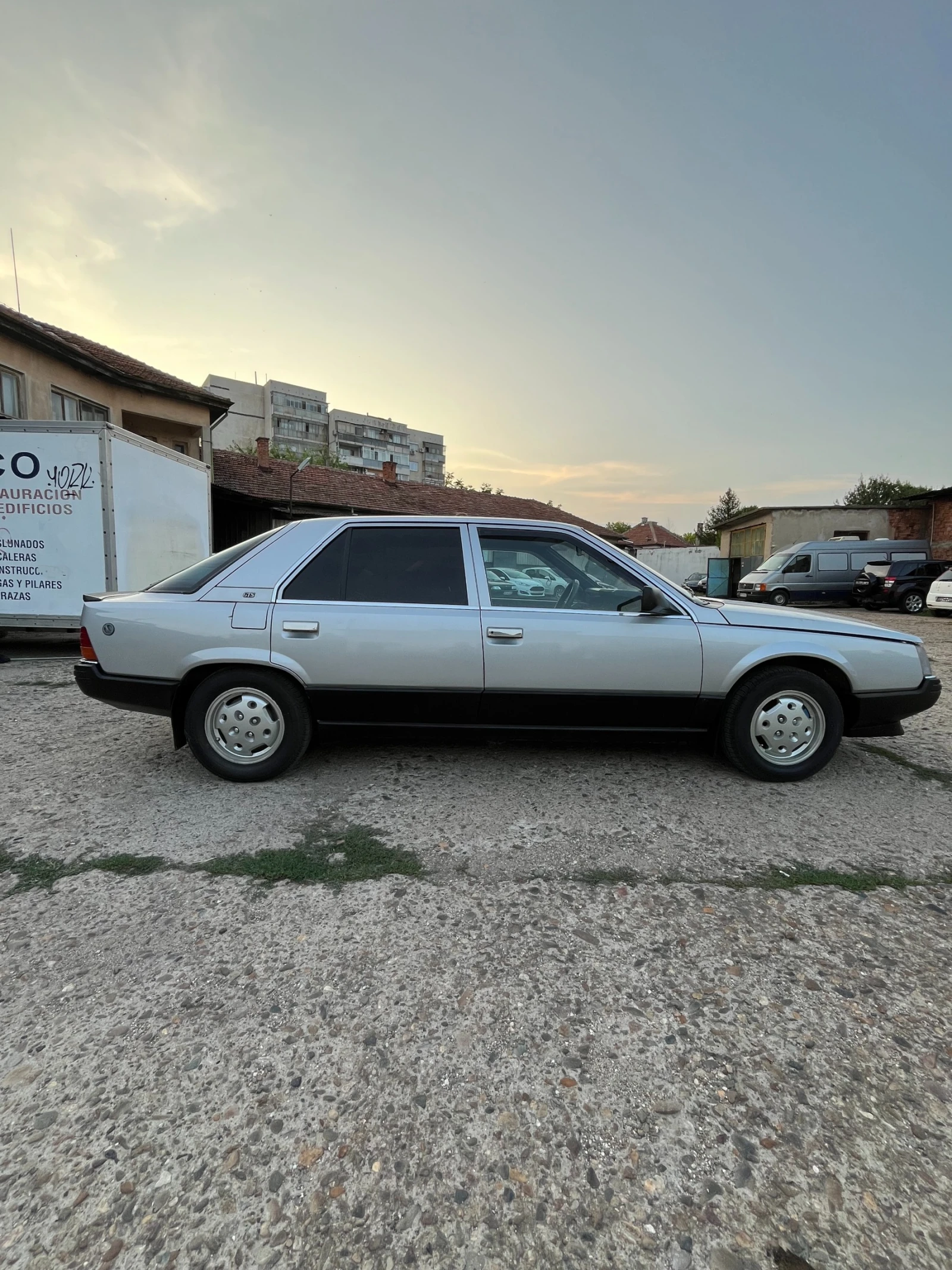 Renault 25  - изображение 2