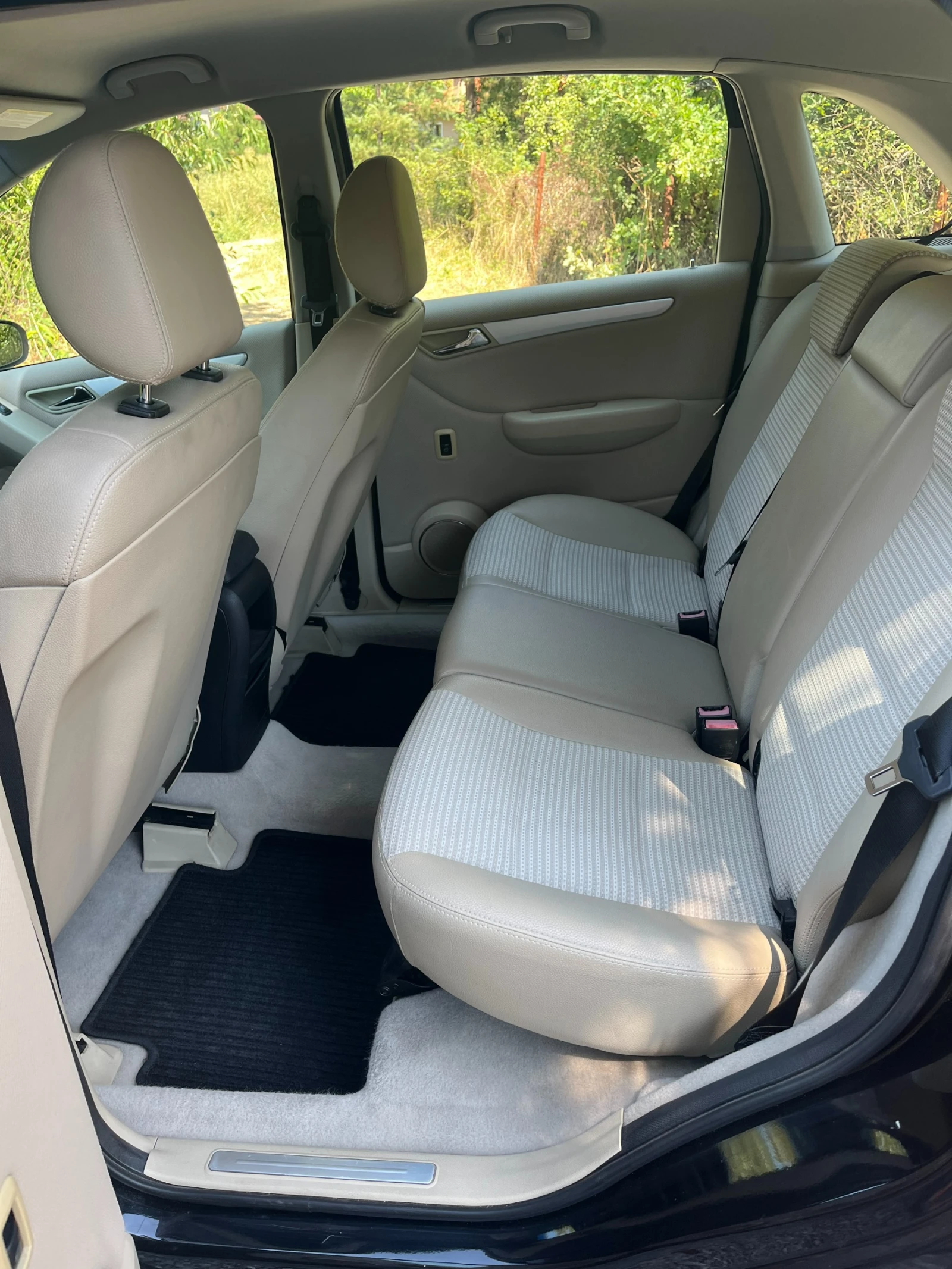 Mercedes-Benz B 180  - изображение 7