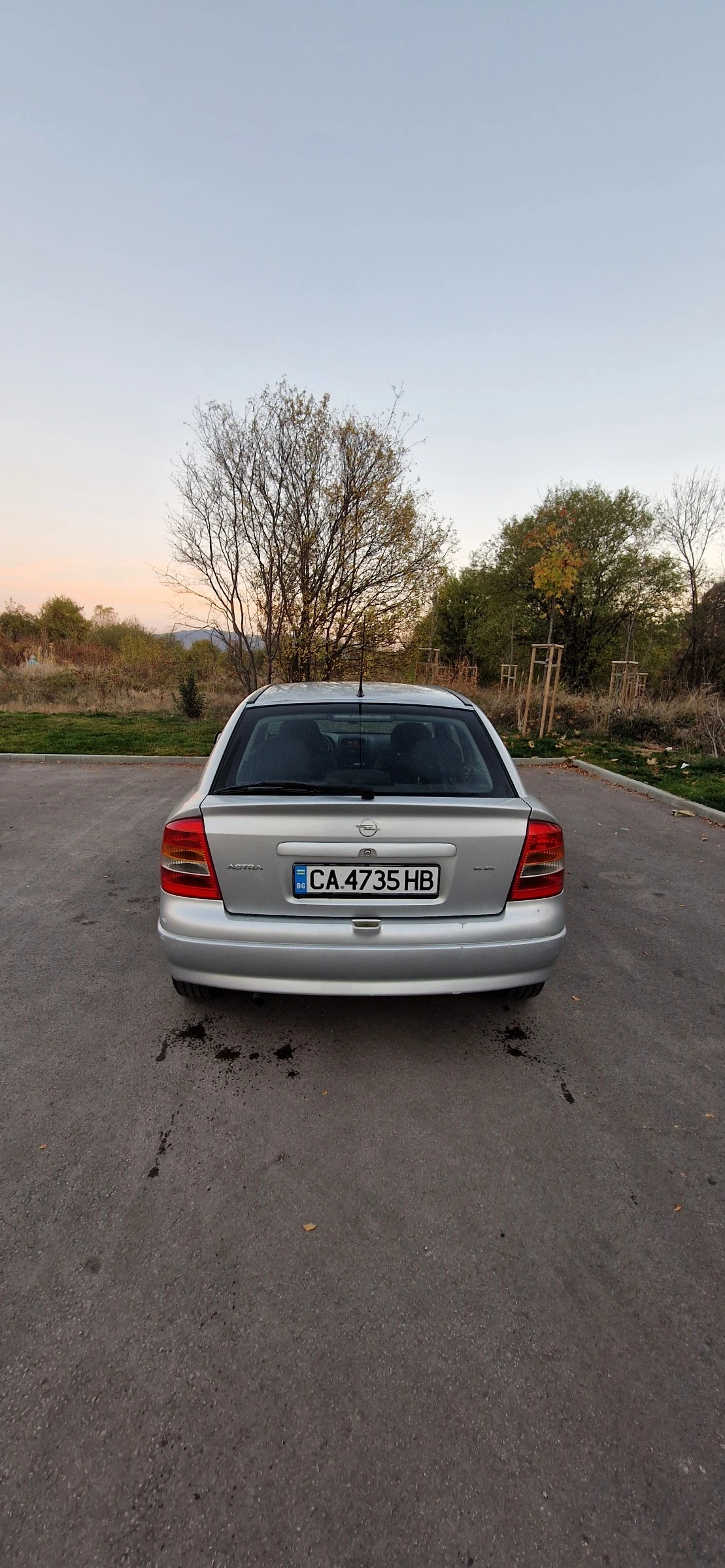 Opel Astra 1.6 - изображение 4