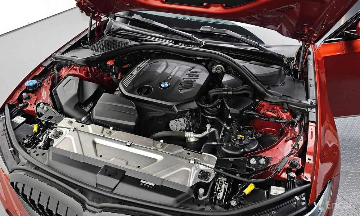 BMW 320  - изображение 6