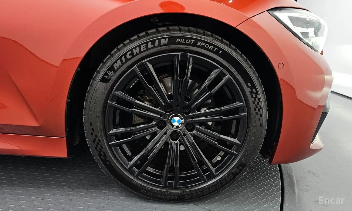 BMW 320  - изображение 5