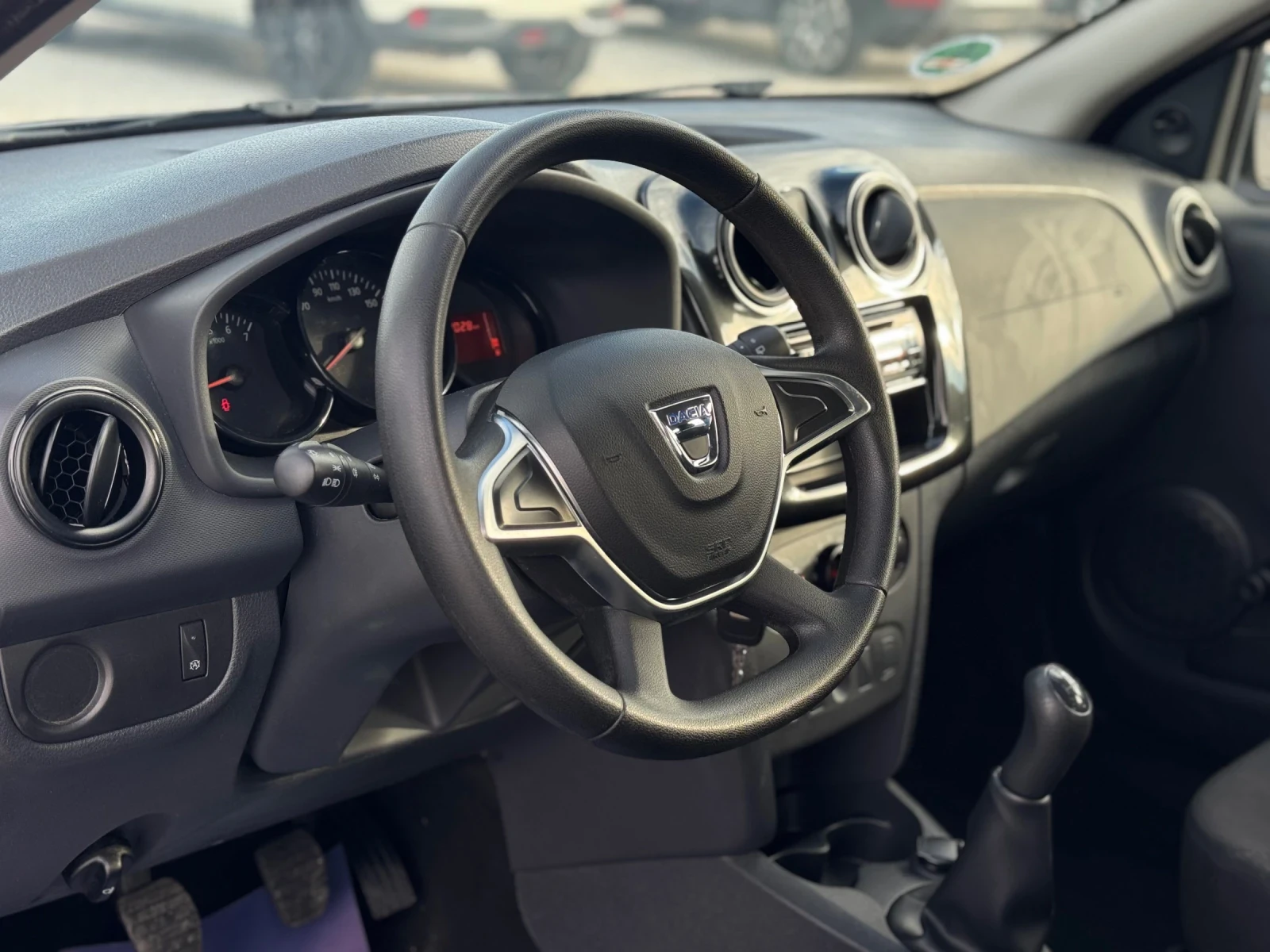 Dacia Sandero | Mobile.bg � ����������� 7