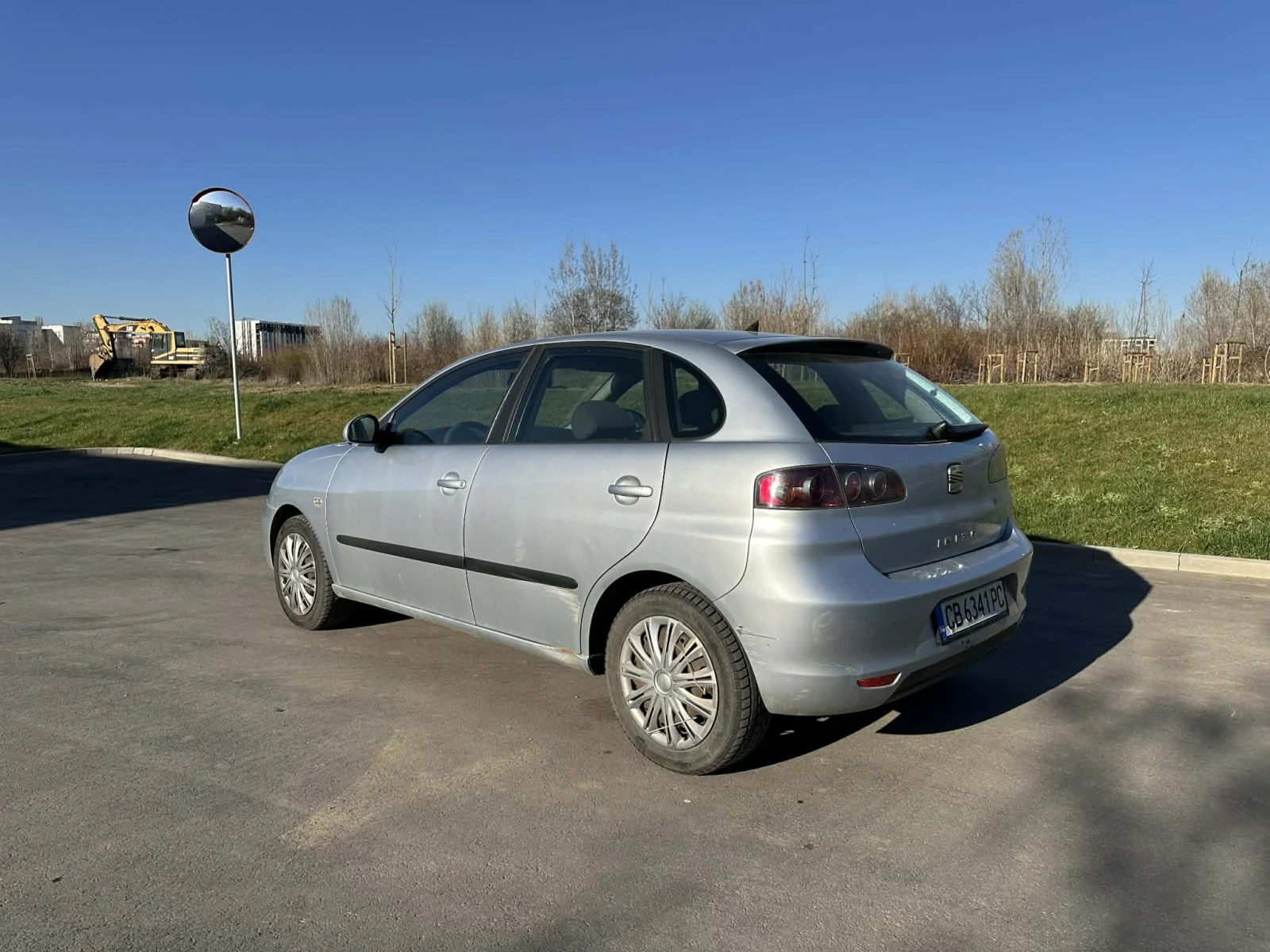 Seat Ibiza, снимка 7 - Автомобили и джипове - 54212172
