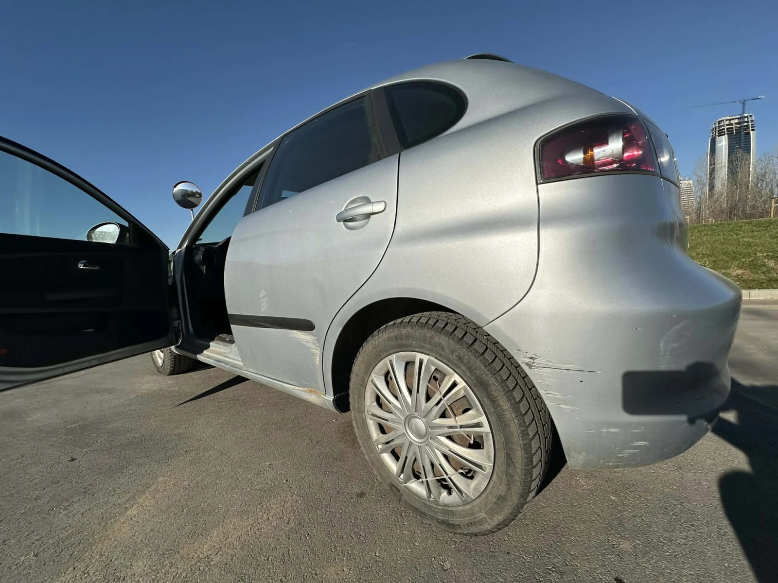 Seat Ibiza, снимка 8 - Автомобили и джипове - 54212172